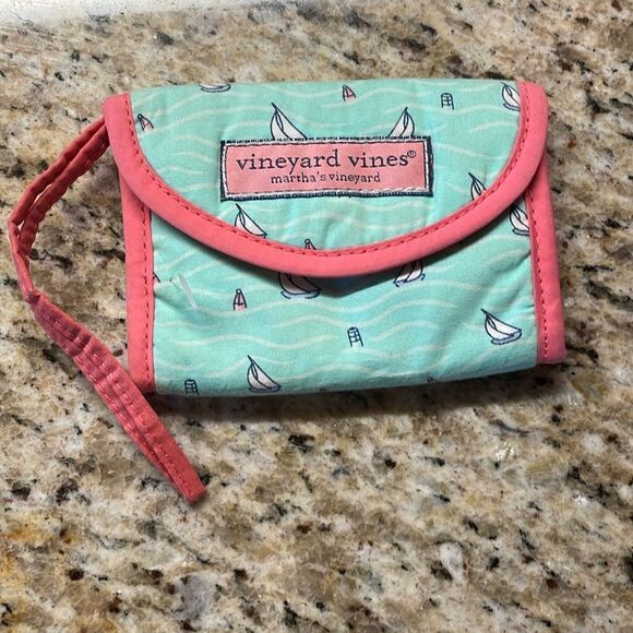 Vineyard Vines Fabric Nautical Wallet - Picture 1 of 9